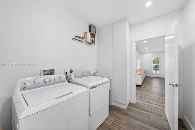 10142 SW 79th Ave, Miami, FL 33156