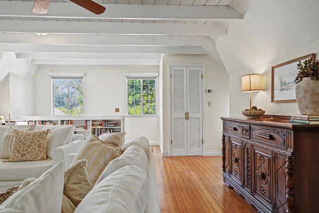 10690 White Oak Rd, Plymouth, CA 95669