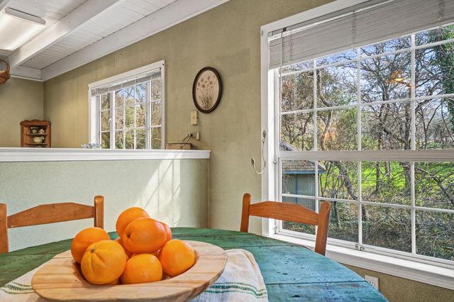 10690 White Oak Rd, Plymouth, CA 95669