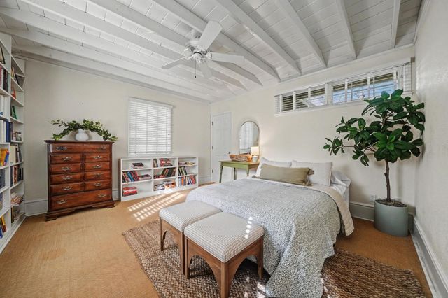 10690 White Oak Rd, Plymouth, CA 95669