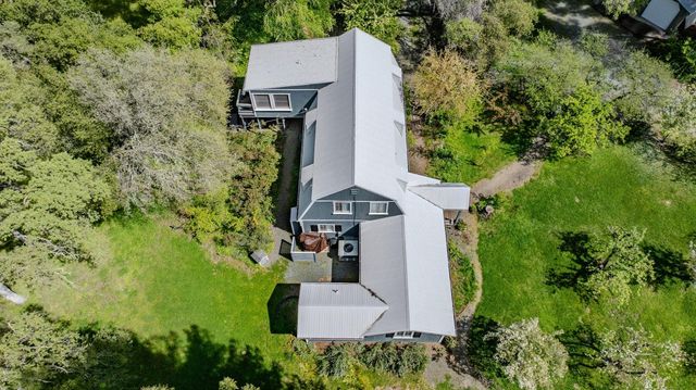 10690 White Oak Rd, Plymouth, CA 95669