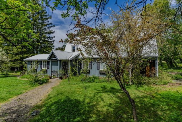 10690 White Oak Rd, Plymouth, CA 95669