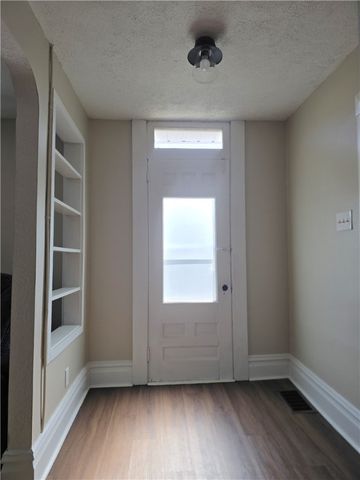 140 E Brewster Road, Center Twp, PA 16001