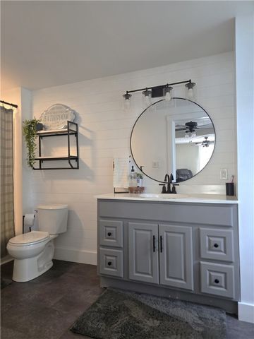 140 E Brewster Road, Center Twp, PA 16001