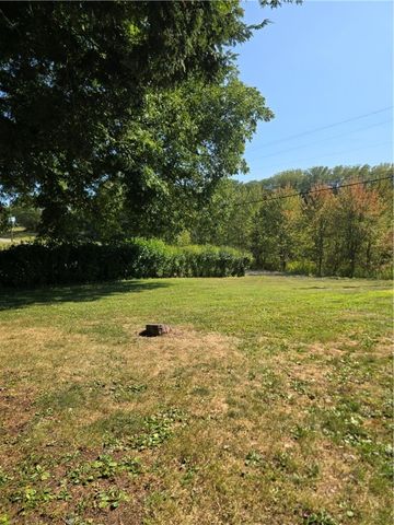 140 E Brewster Road, Center Twp, PA 16001