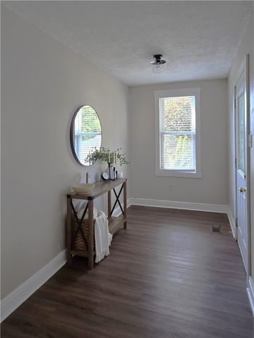 140 E Brewster Road, Center Twp, PA 16001