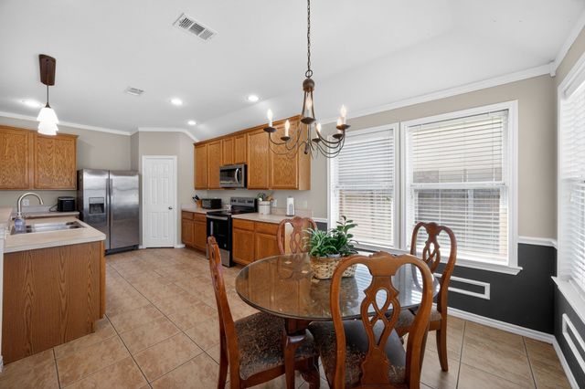 1006 Diane Street, Aubrey, TX 76227