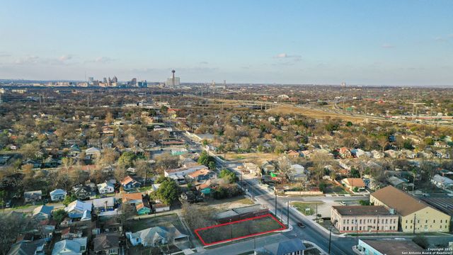 3621 S Presa St, San Antonio, TX 78210