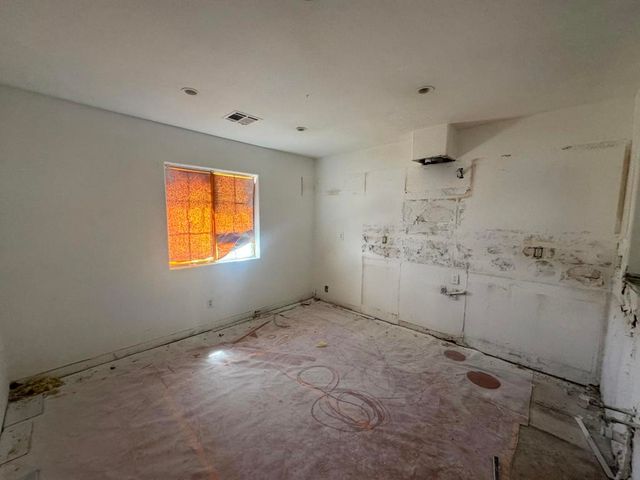 1240 Indian Ocean Avenue, Thermal, CA 92274