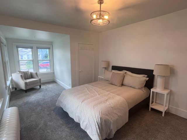 2923 Russell Avenue N, Minneapolis, MN 55411