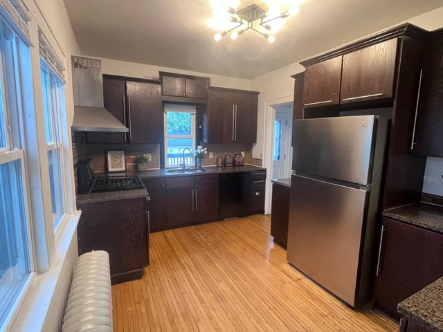 2923 Russell Avenue N, Minneapolis, MN 55411