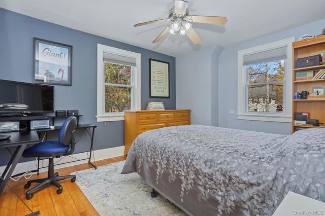 10 Grandview Avenue, Pleasantville, NY 10570