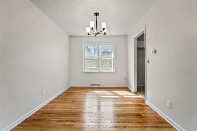 5229 Lakewood Street, Kansas City, KS 66106