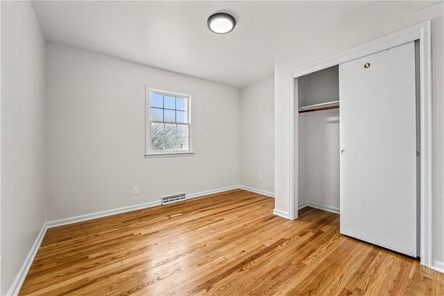 5229 Lakewood Street, Kansas City, KS 66106