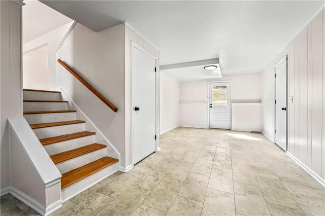 5229 Lakewood Street, Kansas City, KS 66106