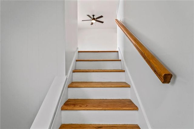 5229 Lakewood Street, Kansas City, KS 66106