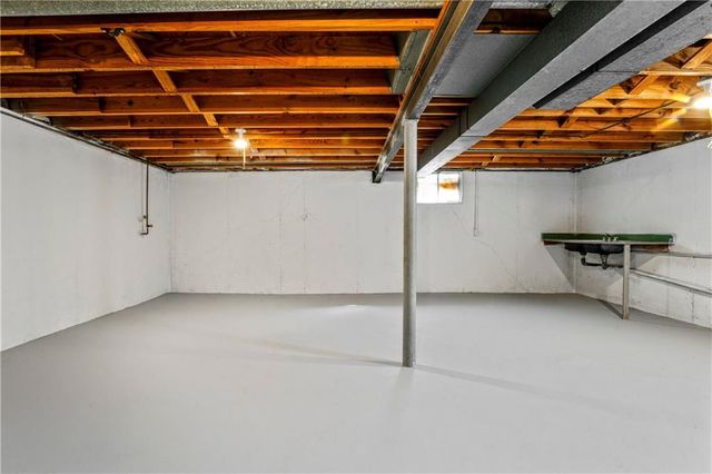 5229 Lakewood Street, Kansas City, KS 66106