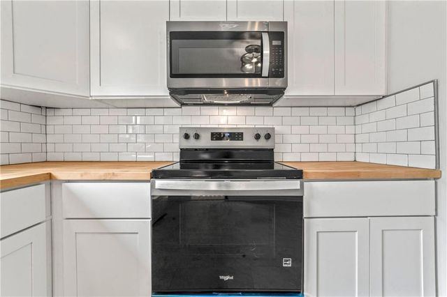 5229 Lakewood Street, Kansas City, KS 66106