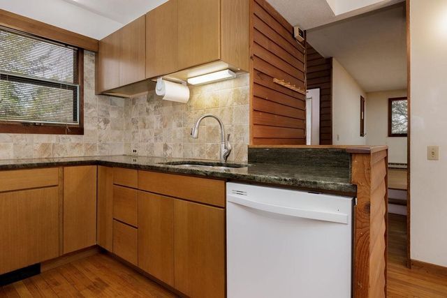 20 Haskins Road, Hanover, NH 03755