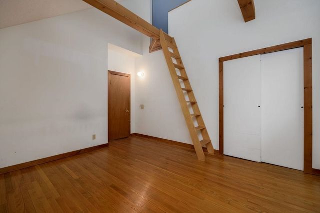 20 Haskins Road, Hanover, NH 03755