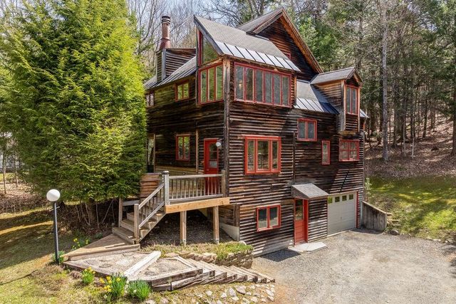 20 Haskins Road, Hanover, NH 03755