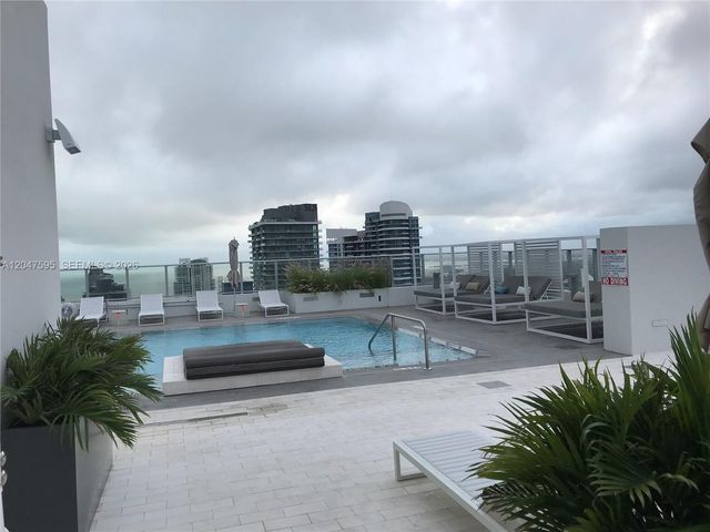 1010 Brickell Ave 3709, Miami, FL 33131