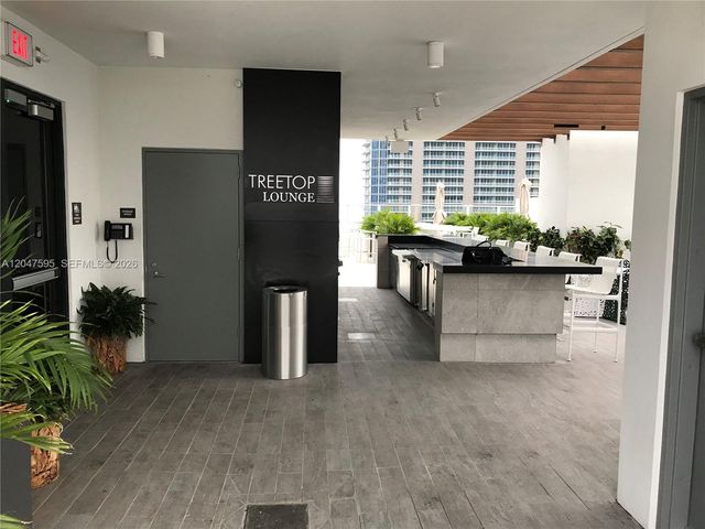 1010 Brickell Ave 3709, Miami, FL 33131