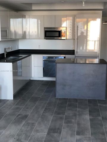 1010 Brickell Ave 3709, Miami, FL 33131
