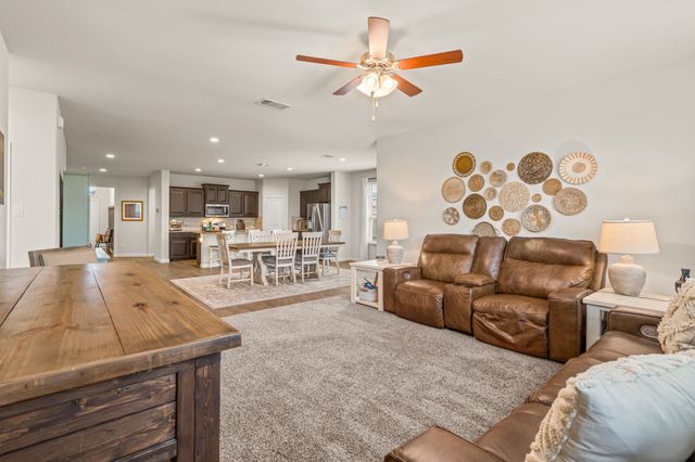 1443 Fox Hollow Road, Krum, TX 76249