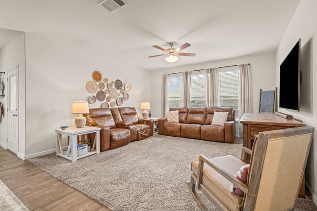 1443 Fox Hollow Road, Krum, TX 76249