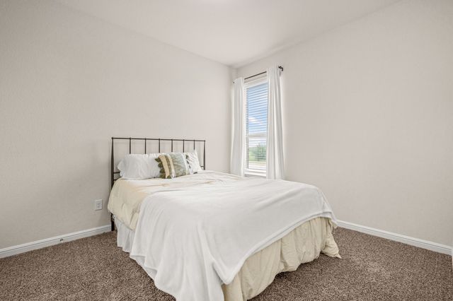 1443 Fox Hollow Road, Krum, TX 76249