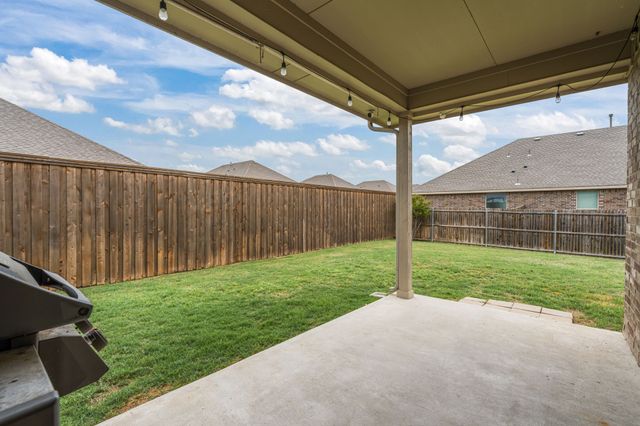 1443 Fox Hollow Road, Krum, TX 76249