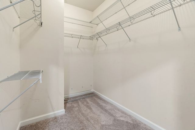 23 Augustus Court 4003, Reading, MA 01867
