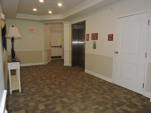 23 Augustus Court 4003, Reading, MA 01867
