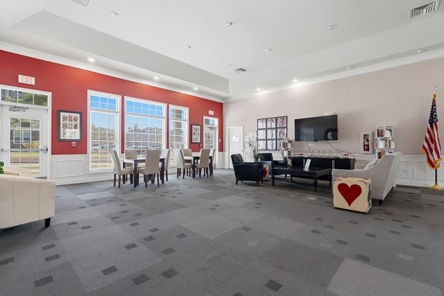 23 Augustus Court 4003, Reading, MA 01867