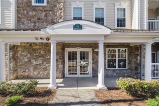 23 Augustus Court 4003, Reading, MA 01867