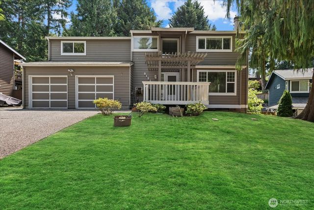 9121 NE 143rd Place, Kirkland, WA 98034
