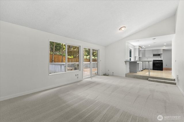 9121 NE 143rd Place, Kirkland, WA 98034