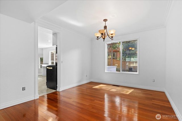 9121 NE 143rd Place, Kirkland, WA 98034