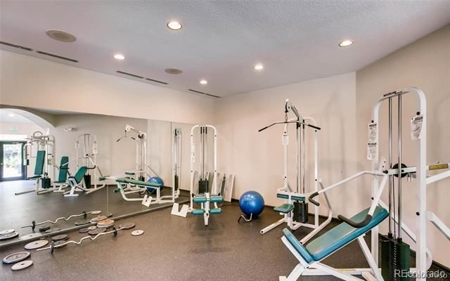 1691 W Canal Circle 1115, Littleton, CO 80120