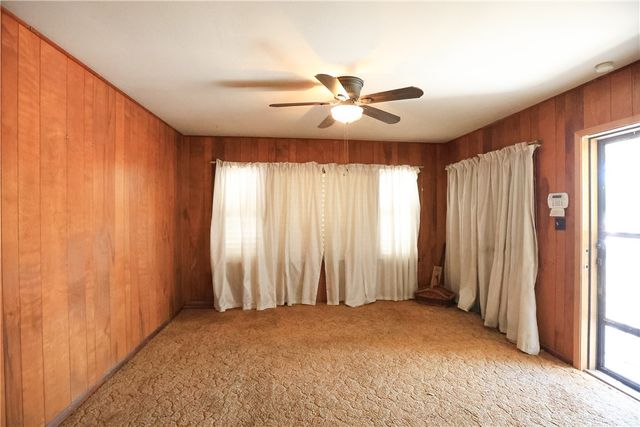 305 N Perez, San Diego, TX 78384