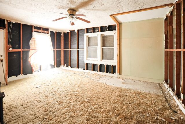 305 N Perez, San Diego, TX 78384