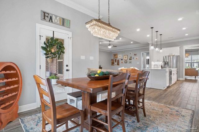 5701 Oak Haven Ln, Gulf Breeze, FL 32563