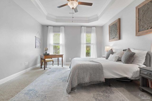 5701 Oak Haven Ln, Gulf Breeze, FL 32563