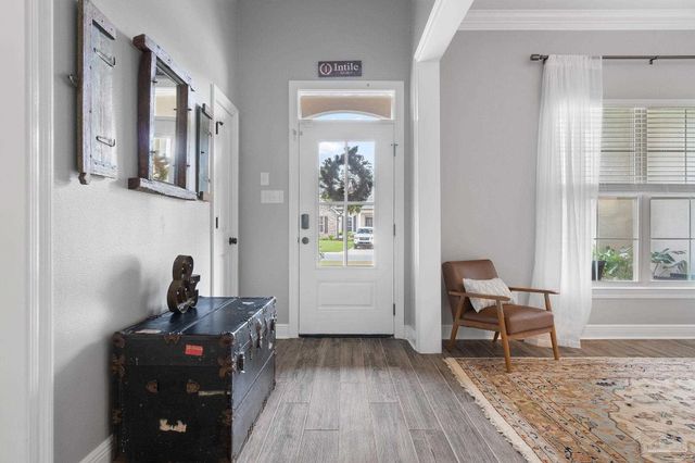 5701 Oak Haven Ln, Gulf Breeze, FL 32563