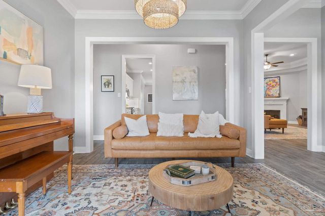 5701 Oak Haven Ln, Gulf Breeze, FL 32563