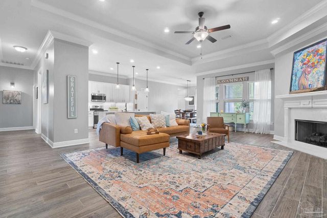 5701 Oak Haven Ln, Gulf Breeze, FL 32563