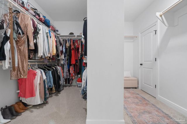 5701 Oak Haven Ln, Gulf Breeze, FL 32563