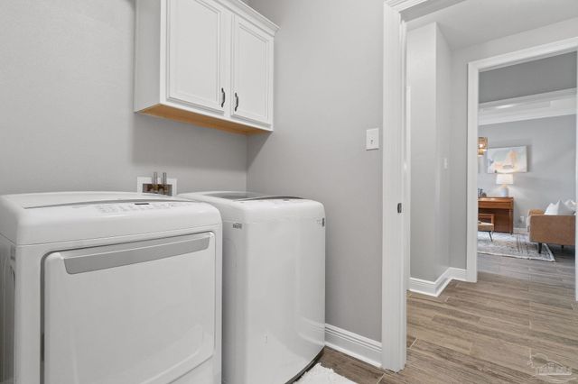 5701 Oak Haven Ln, Gulf Breeze, FL 32563