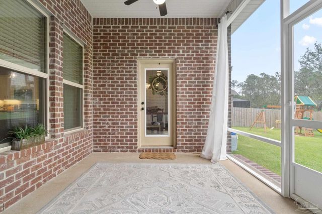 5701 Oak Haven Ln, Gulf Breeze, FL 32563